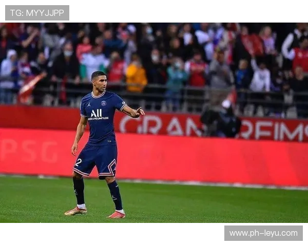 卡瓦哈尔与阿什拉夫：边卫助攻模式分化，前者更倚重体系协同