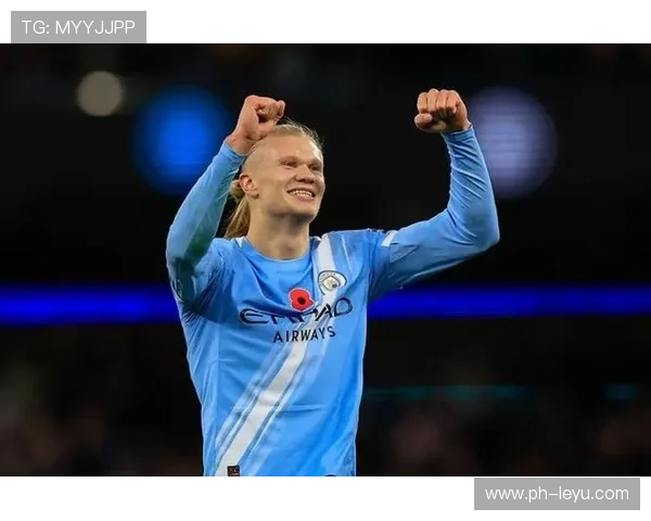 哈兰德与伊布生涯对比：力量型中锋谁更具统治力